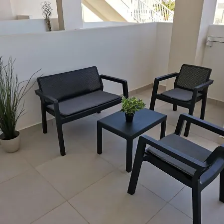 White Deluxe Costa Teguise