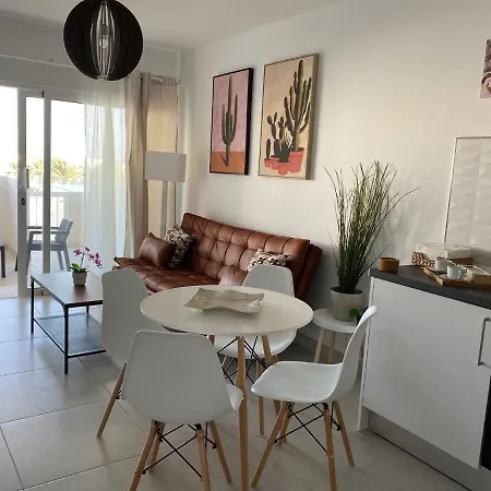 White Deluxe Apartamento