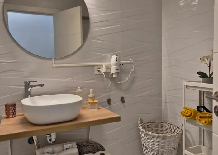 Daire White Deluxe *