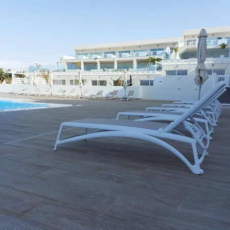 White Deluxe Apartamento *