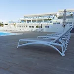 White Deluxe Апартаменты *